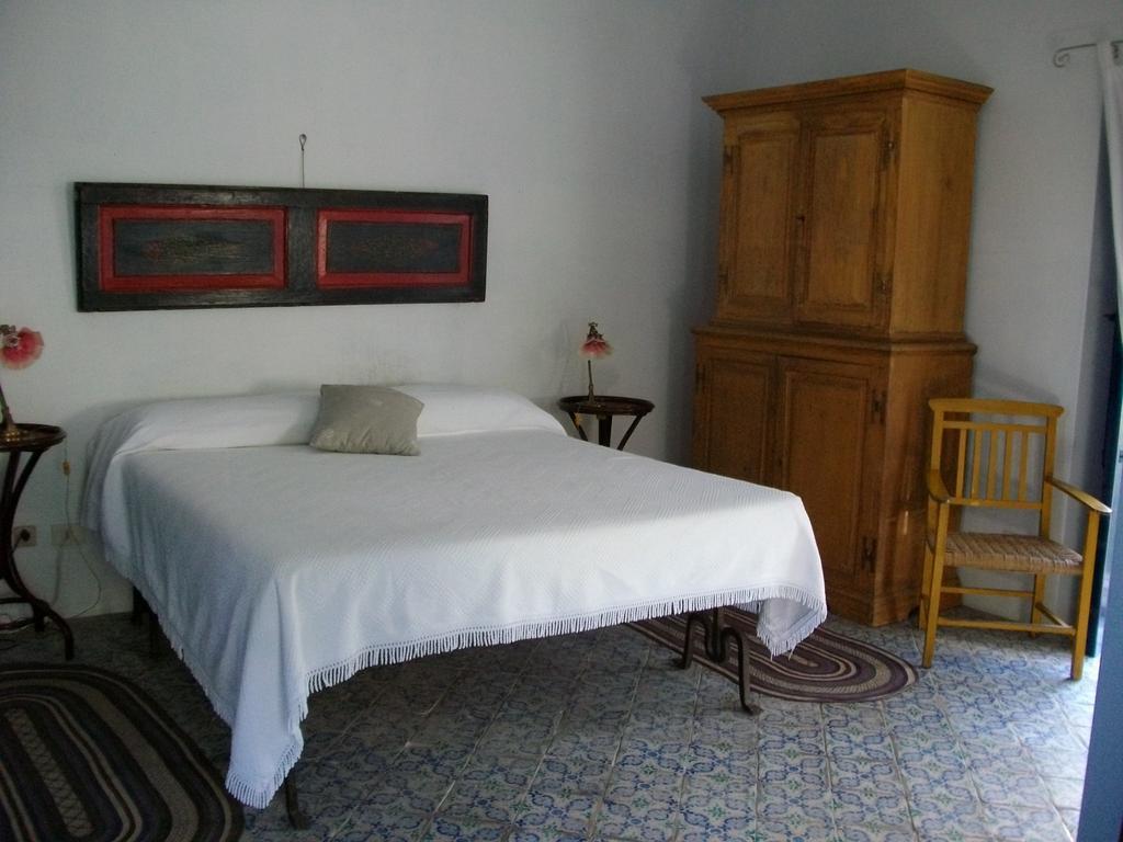 Villa A' Riggiola Stromboli Zimmer foto