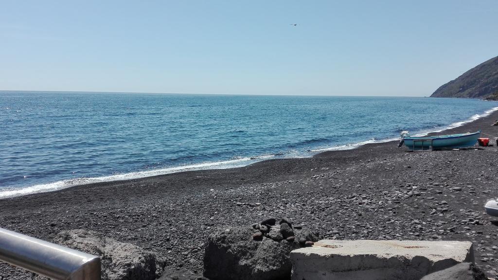 Villa A' Riggiola Stromboli Exterior foto